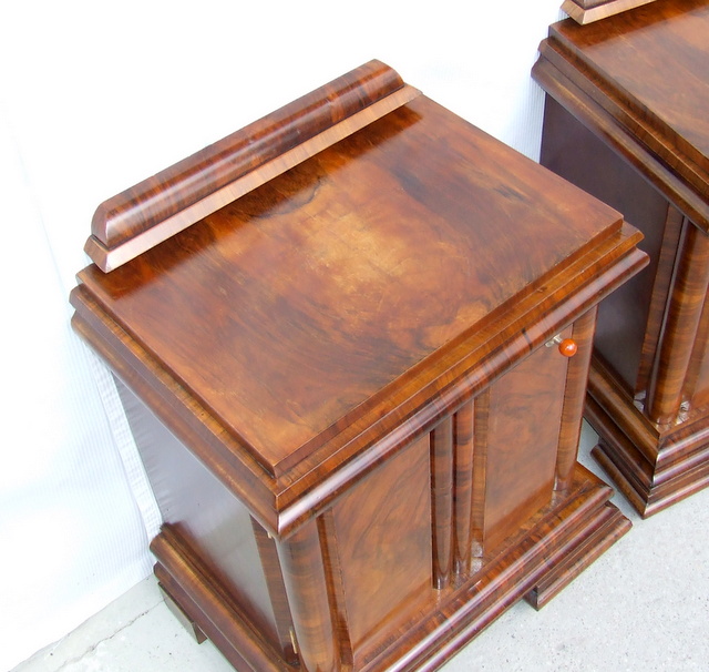 Walnut furniture, Art Deco