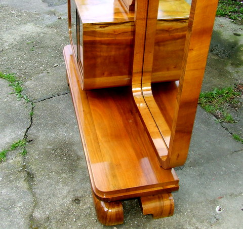 Art Deco Walnut Dressing Table.