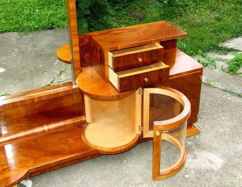 Genuine Art Deco dressing table.